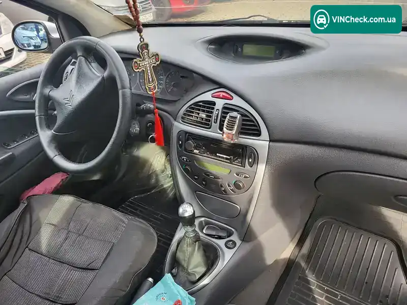 Citroen C5 2002, фото з оголошення 1 з 5, VIN VF7DERHSB76370721