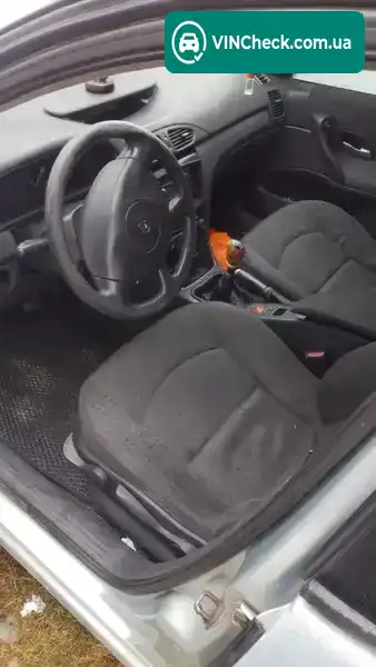 Renault Laguna 2004, фото з оголошення 1 з 6, VIN VF1KGRG0632554896