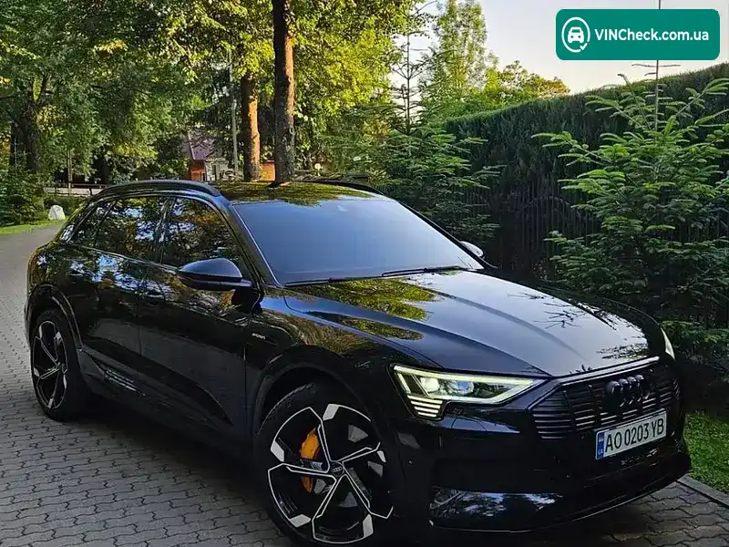 Audi e-tron 2020, фото з оголошення 1 з 20, VIN WAUZZZGE1KB001875