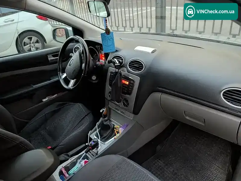 Ford Focus 2010, фото з оголошення 2 з 6, VIN WF0SXXGCDSAB86475
