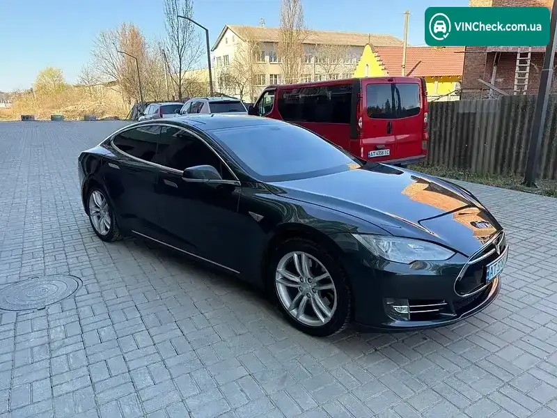 Tesla Model S 2013, фото з оголошення 2 з 17, VIN 5YJSA1CG8DFP03681