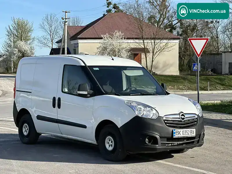 Opel Combo 2012, фото з оголошення 2 з 12, VIN W0L6ZXD1BC9511538