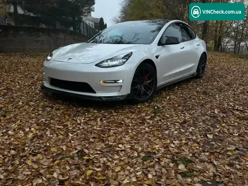 Tesla Model 3 2022, фото з оголошення 2 з 10, VIN 5YJ3E1EB1PF455255