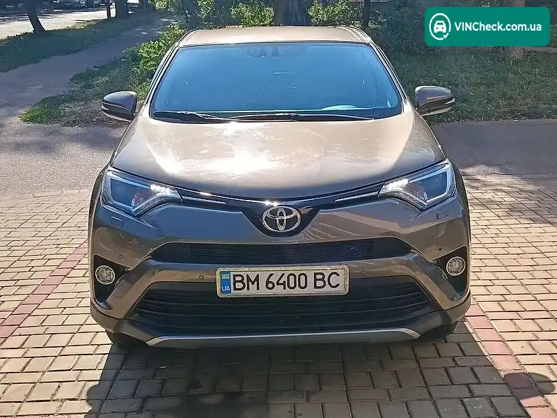 Toyota RAV4 2017, фото з оголошення 2 з 20, VIN JTMRDREV70D116678