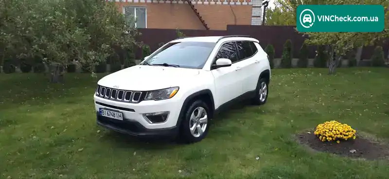 Jeep Compass 2018, фото з оголошення 1 з 20, VIN 3C4NJDBB7JT175777