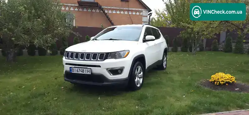 Jeep Compass 2018, фото з оголошення 2 з 20, VIN 3C4NJDBB7JT175777