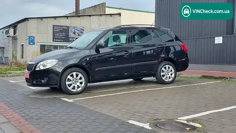 Skoda Fabia 2010, фото з оголошення 1 з 20, VIN TMBGD25J4A3151665