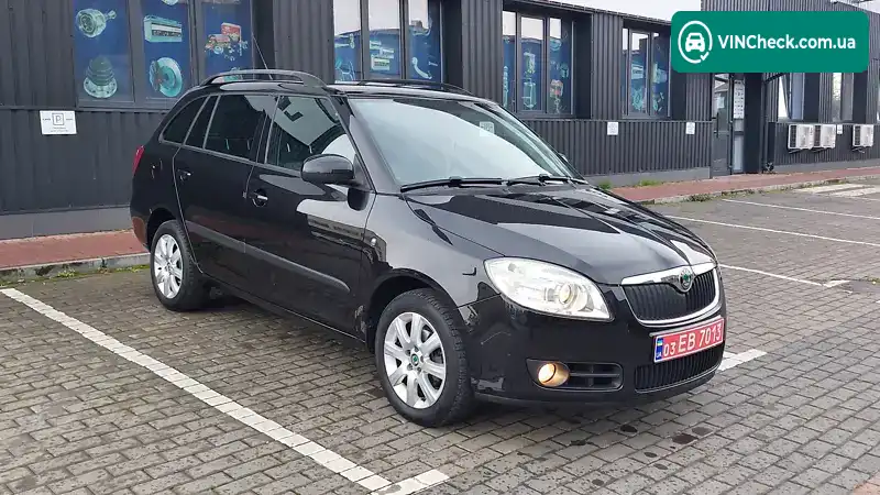 Skoda Fabia 2010, фото з оголошення 2 з 20, VIN TMBGD25J4A3151665