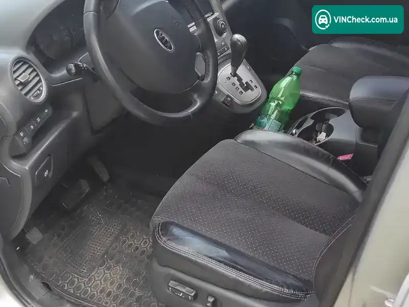 Kia Carens 2007, фото з оголошення 1 з 18, VIN KNEFG52137K066478