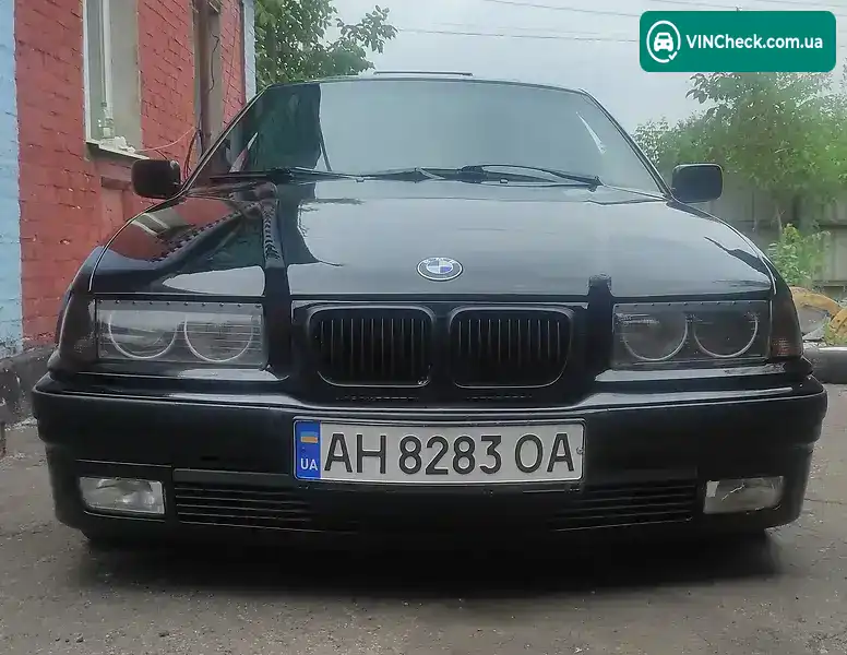 BMW 3 Series 1992, фото з оголошення 1 з 5, VIN WBACA31050FB36440