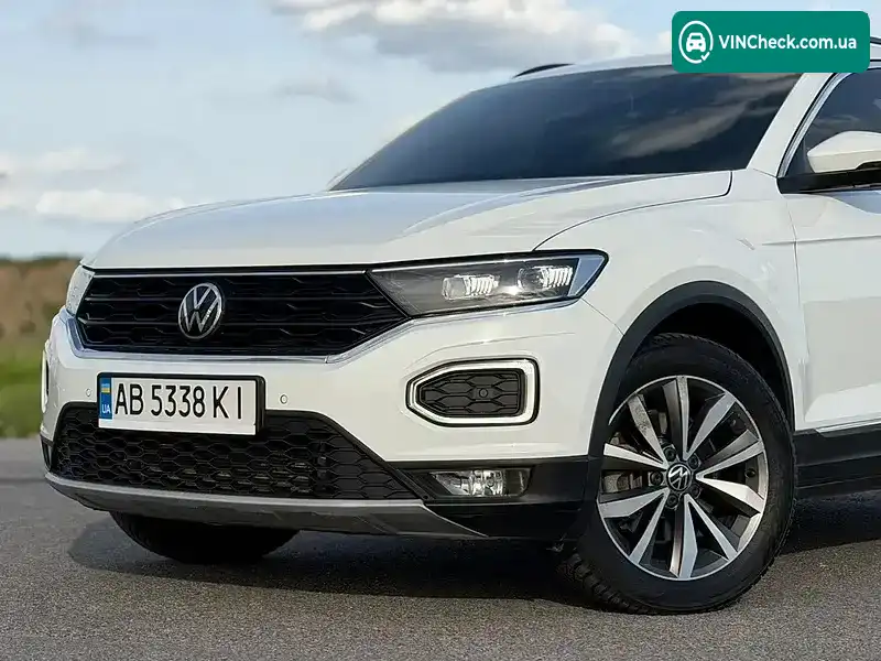 Volkswagen T-Roc 2020, фото з оголошення 2 з 20, VIN WVGZZZA1ZMV028297