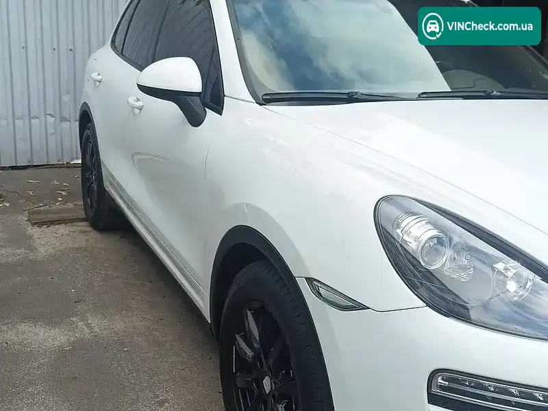 Porsche Cayenne 2012, фото з оголошення 2 з 16, VIN WP1ZZZ92ZCLA10440
