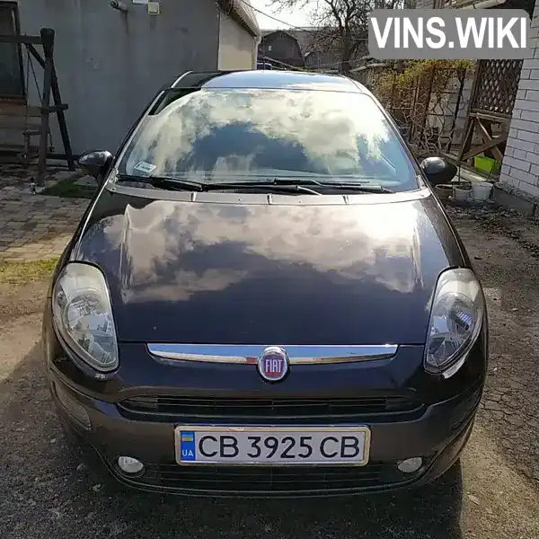 Fiat Punto 2010, фото з оголошення 2 з 14, VIN ZFA19900000594474