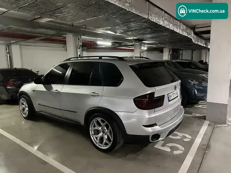 BMW X5 2010, фото з оголошення 2 з 11, VIN 5UXZV4C5XBL408481