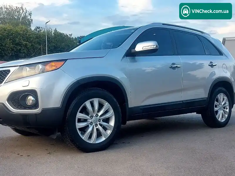 Kia Sorento 2011, фото з оголошення 2 з 20, VIN KNAKU815BCA252780