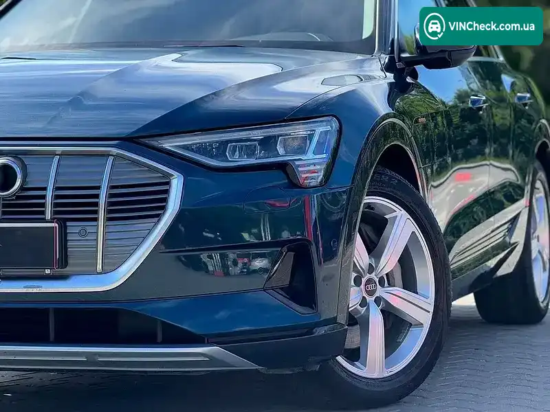 Audi e-tron 2021, фото з оголошення 2 з 21, VIN WAUZZZGEXMB031637