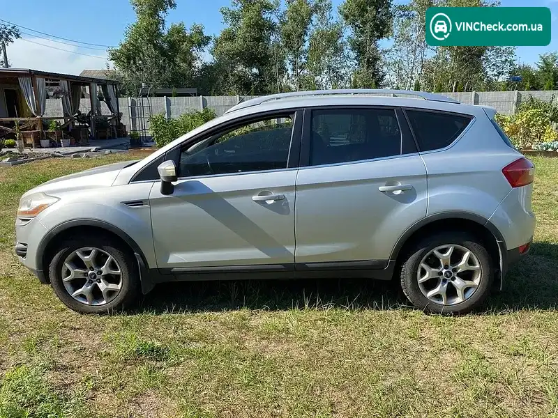 Ford Kuga 2010, фото з оголошення 2 з 5, VIN WF0RXXGCDRAP51533