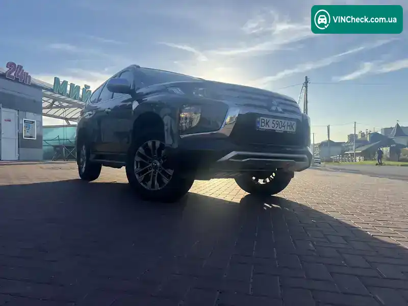 Mitsubishi Pajero Sport 2021, фото з оголошення 1 з 17, VIN MMCGJKS10MH000449