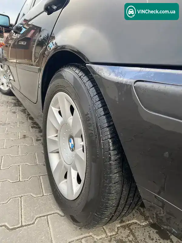 BMW 3 Series 2003, фото з оголошення 2 з 12, VIN WBAAX31010PG29628