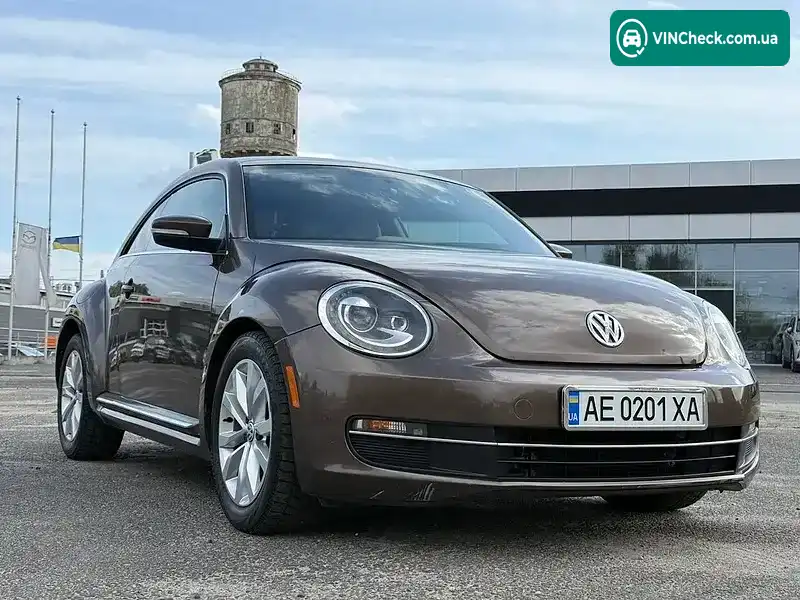 Volkswagen Beetle 2013, фото з оголошення 1 з 21, VIN 3VWJL7AT7DM690536