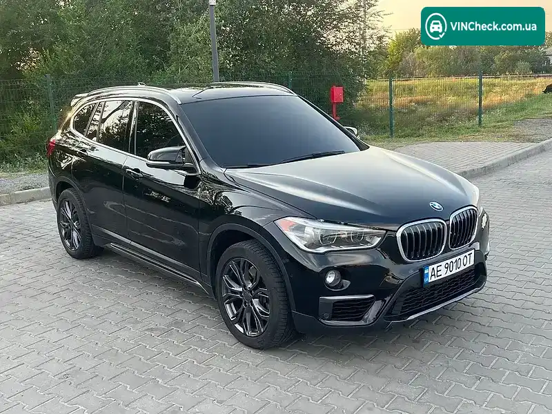 BMW X1 2015, фото з оголошення 1 з 18, VIN WBXHT3C39GP888365