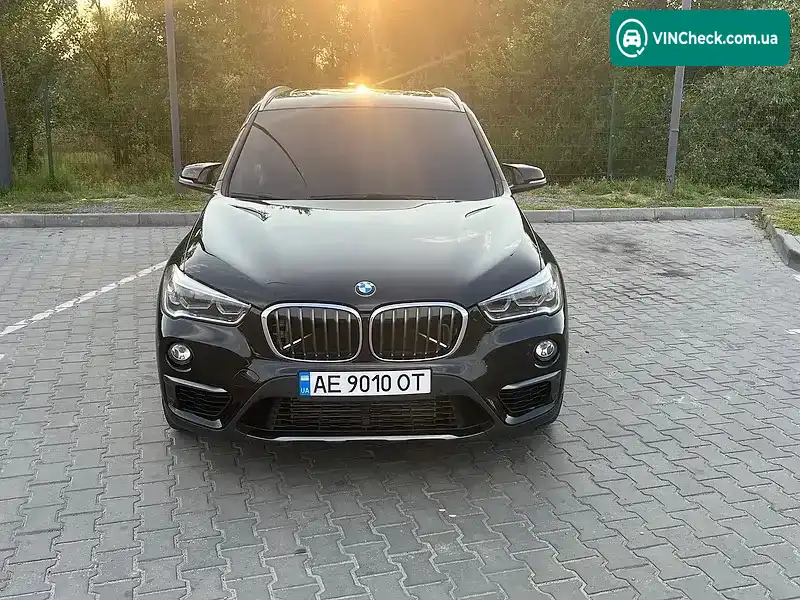 BMW X1 2015, фото з оголошення 2 з 18, VIN WBXHT3C39GP888365