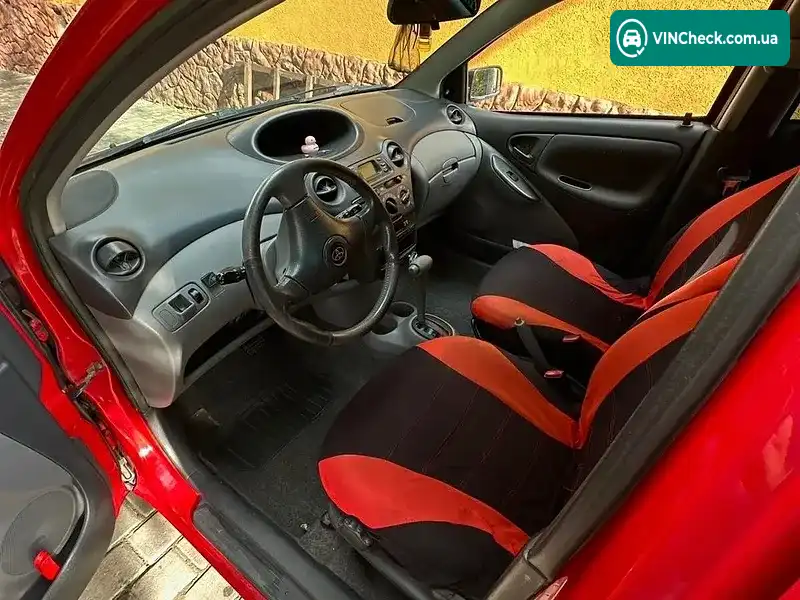 Toyota Yaris 2001, фото з оголошення 2 з 7, VIN JTDKW133003080157