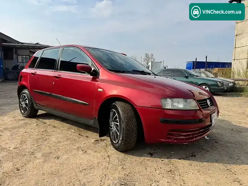 Fiat Stilo 2002, фото з оголошення 1 з 7, VIN ZFA19200000124979
