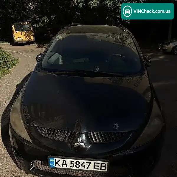 Mitsubishi Grandis 2005, фото з оголошення 2 з 18, VIN JMBLRNA4W6Z001152