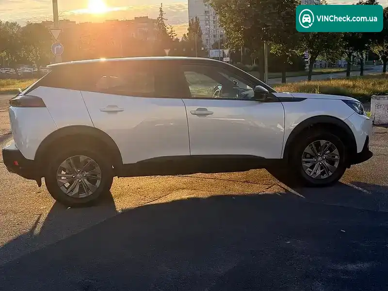 Peugeot 2008 2023, фото з оголошення 2 з 20, VIN VR3USHNLWPJ558821