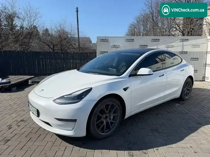 Tesla Model 3 2021, фото з оголошення 1 з 10, VIN 5YJ3E1EA2MF098140