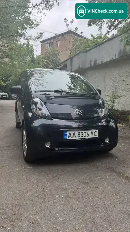 Citroen C-Zero 2013, фото з оголошення 2 з 10, VIN VF71NZKYZDU900524