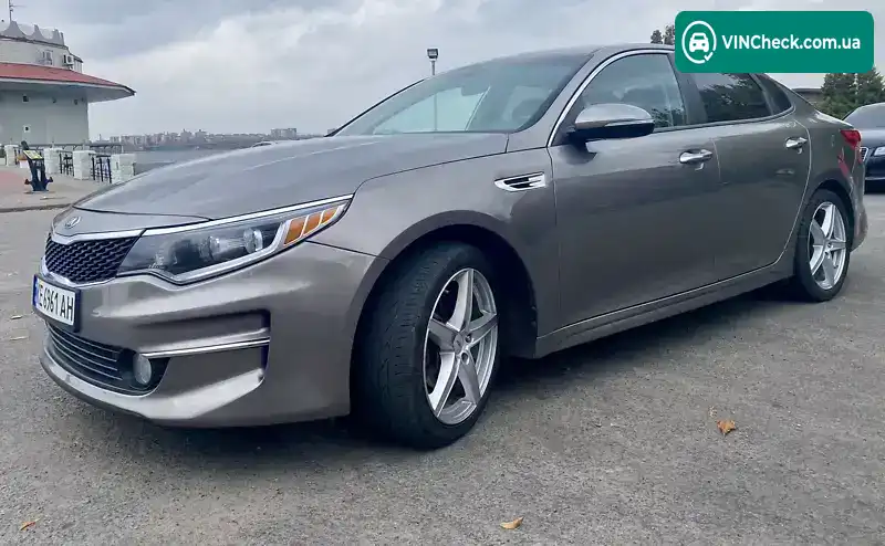 Kia Optima 2017, фото з оголошення 2 з 18, VIN 5XXGT4L32HG175993