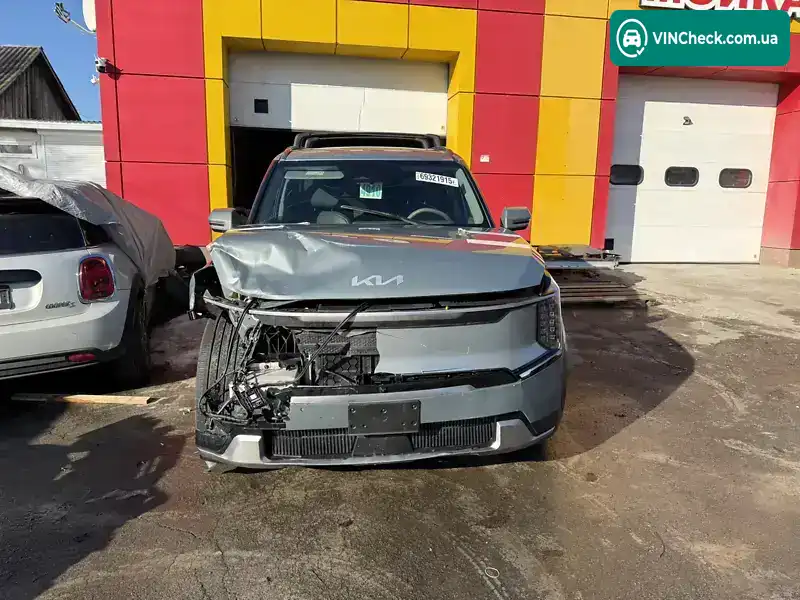 Kia EV9 2024, фото з оголошення 2 з 12, VIN KNDADFS58R6045251