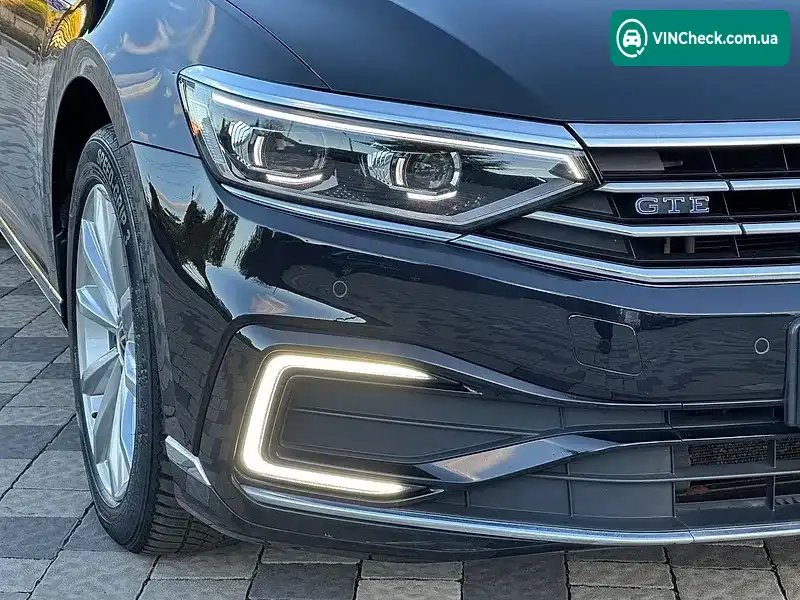 Volkswagen Passat 2021, фото з оголошення 1 з 20, VIN WVWZZZ3CZME013282