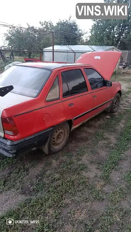 Opel Kadett 1986, фото з оголошення 1 з 5, VIN W0L000039G2611631