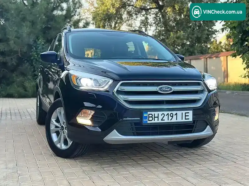 Ford Escape 2017, фото з оголошення 2 з 20, VIN 1FMCU0GD3HUB14939