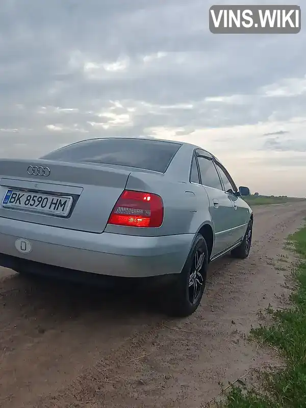 Audi A4 1999, фото з оголошення 2 з 18, VIN WAUZZZ8DZYA041057