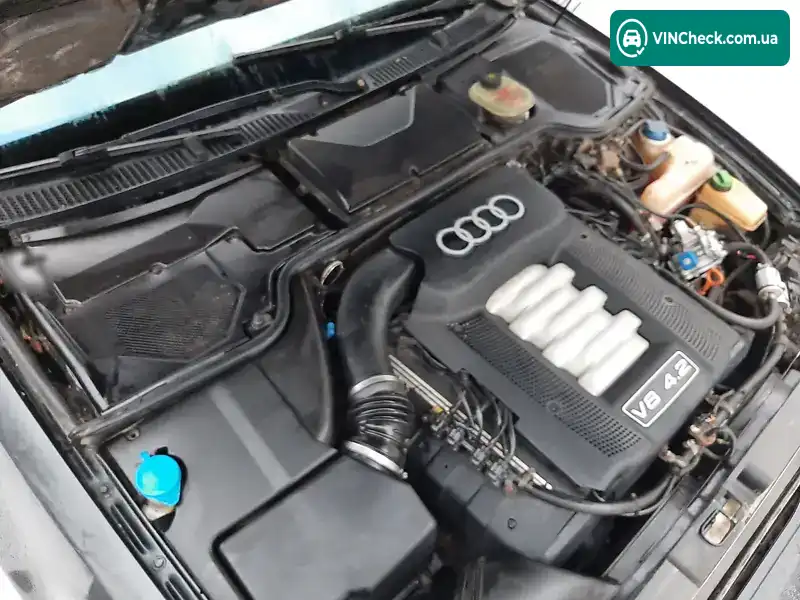 Audi A8 1999, фото з оголошення 2 з 14, VIN WAUZZZ4DZXN008429