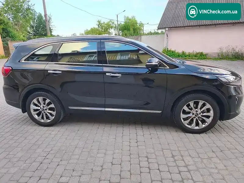 Kia Sorento 2018, фото з оголошення 2 з 20, VIN KNAPK81BDKA486509