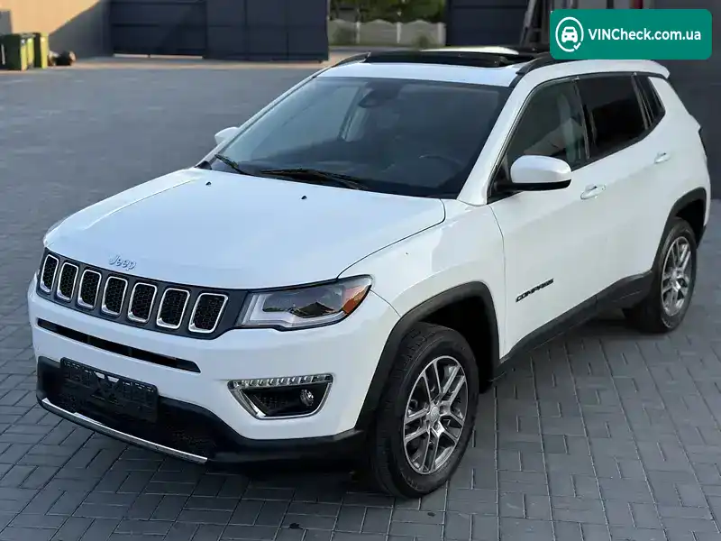 Jeep Compass 2020, фото з оголошення 2 з 20, VIN 3C4NJDBB2LT241056