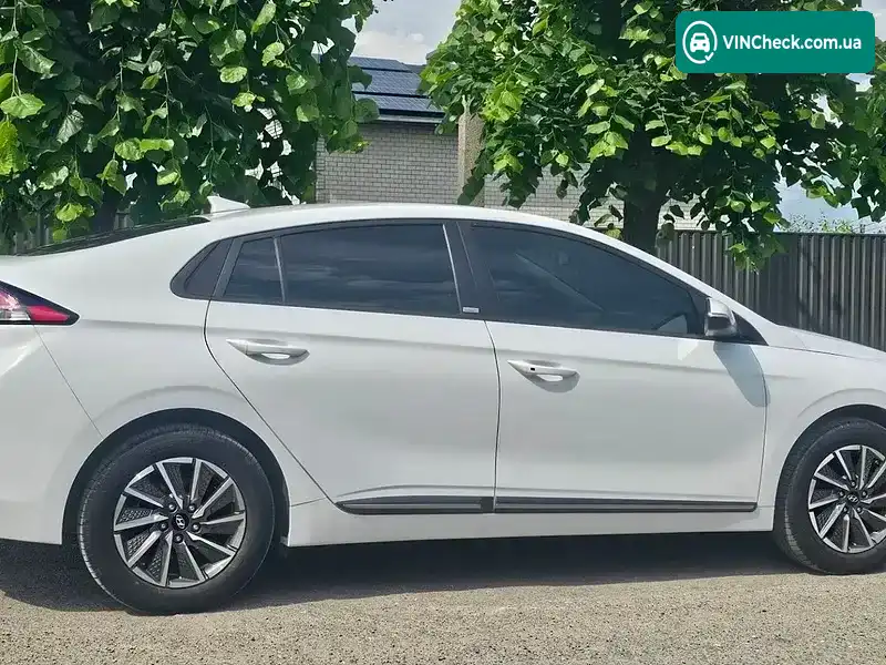 Hyundai Ioniq 2021, фото з оголошення 2 з 21, VIN KMHC751JFMU081065