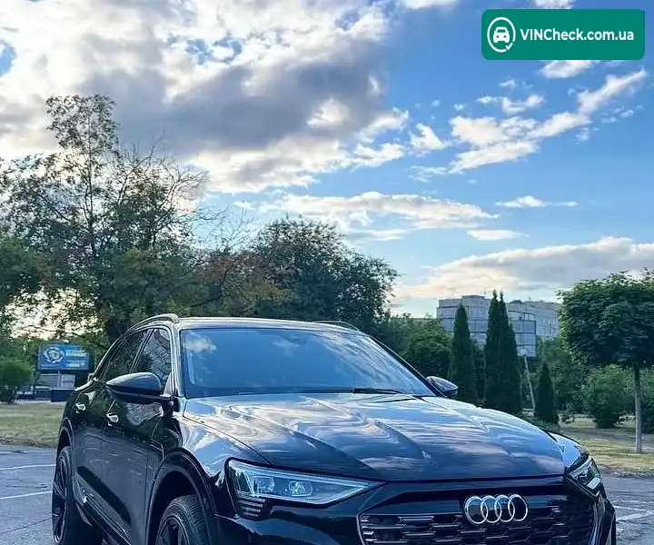 Audi Q8 e-tron 2023, фото з оголошення 1 з 20, VIN WA14AAGE1RB035129