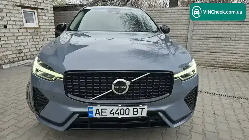 Volvo XC60 2024, фото з оголошення 2 з 6, VIN YV1UZL1V6R1940906