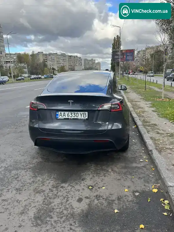 Tesla Model Y 2021, фото з оголошення 2 з 10, VIN 5YJYGDEE3MF088706