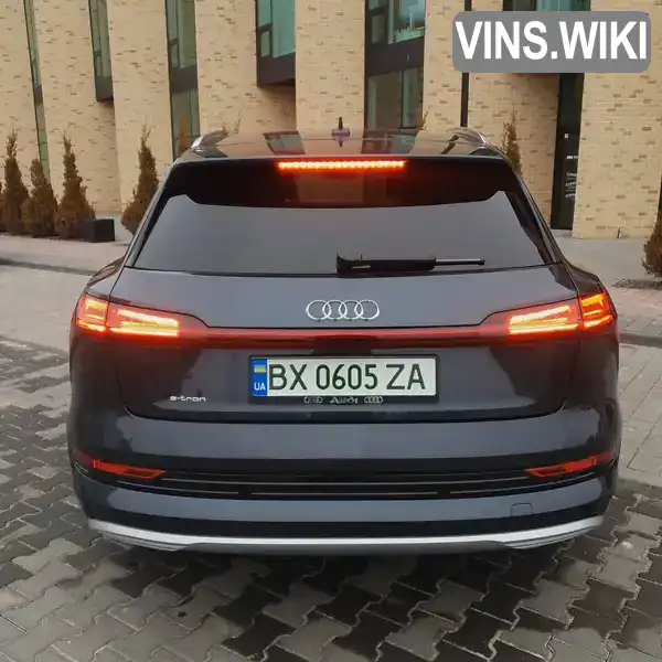 Audi e-tron 2019, фото з оголошення 2 з 21, VIN WA1VABGE3KB020969