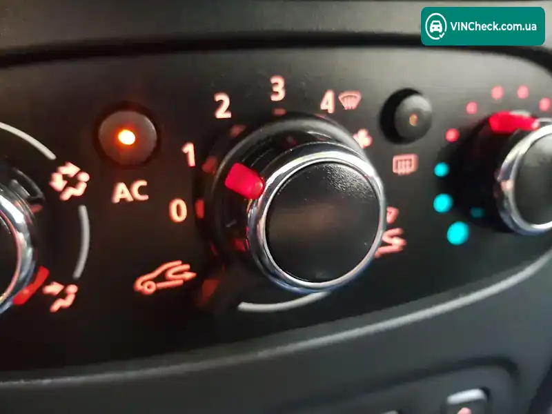 Dacia Sandero StepWay 2014, фото з оголошення 1 з 20, VIN UU15SDAAC49821685