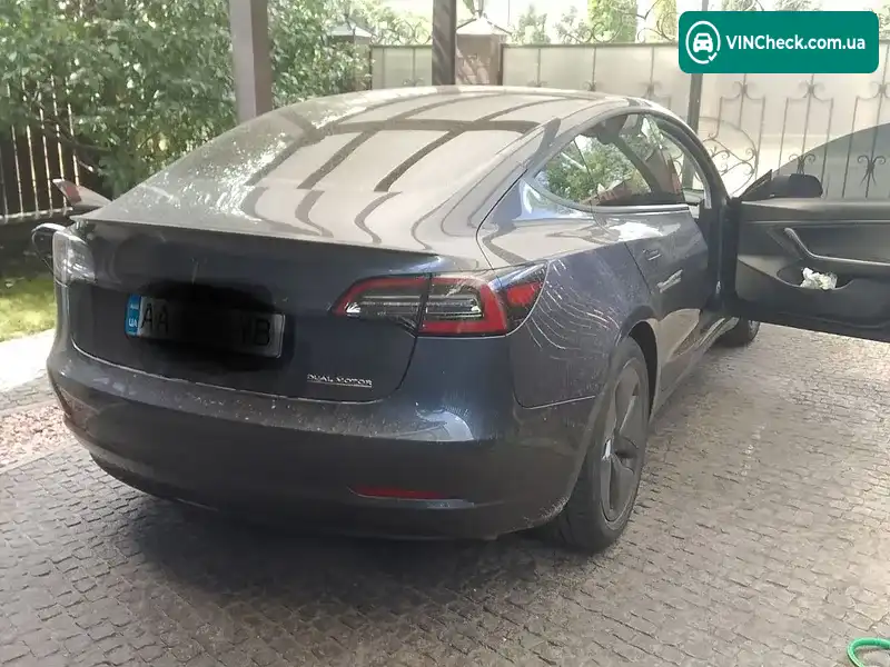 Tesla Model 3 2019, фото з оголошення 2 з 19, VIN 5YJ3E1EC4LF623795