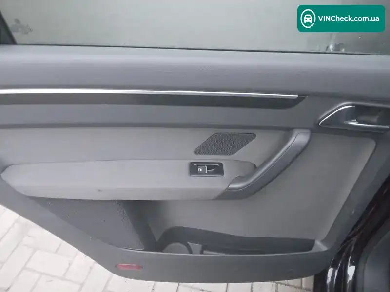 Volkswagen Touran 2011, фото з оголошення 2 з 19, VIN WVGZZZ1TZBW058296