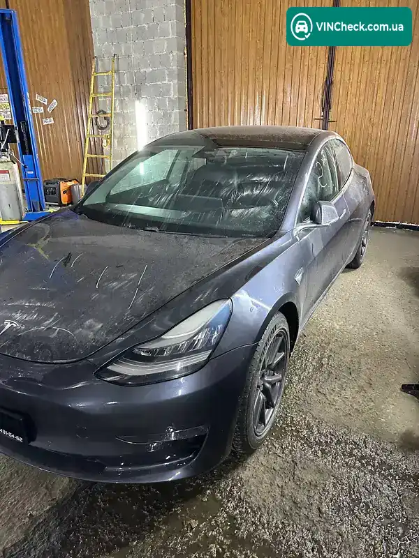 Tesla Model 3 2018, фото з оголошення 2 з 8, VIN 5YJ3E1EB6JF119253